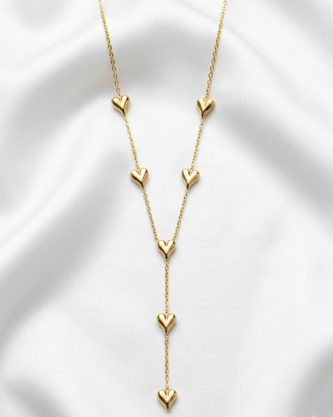 Heartfall necklace