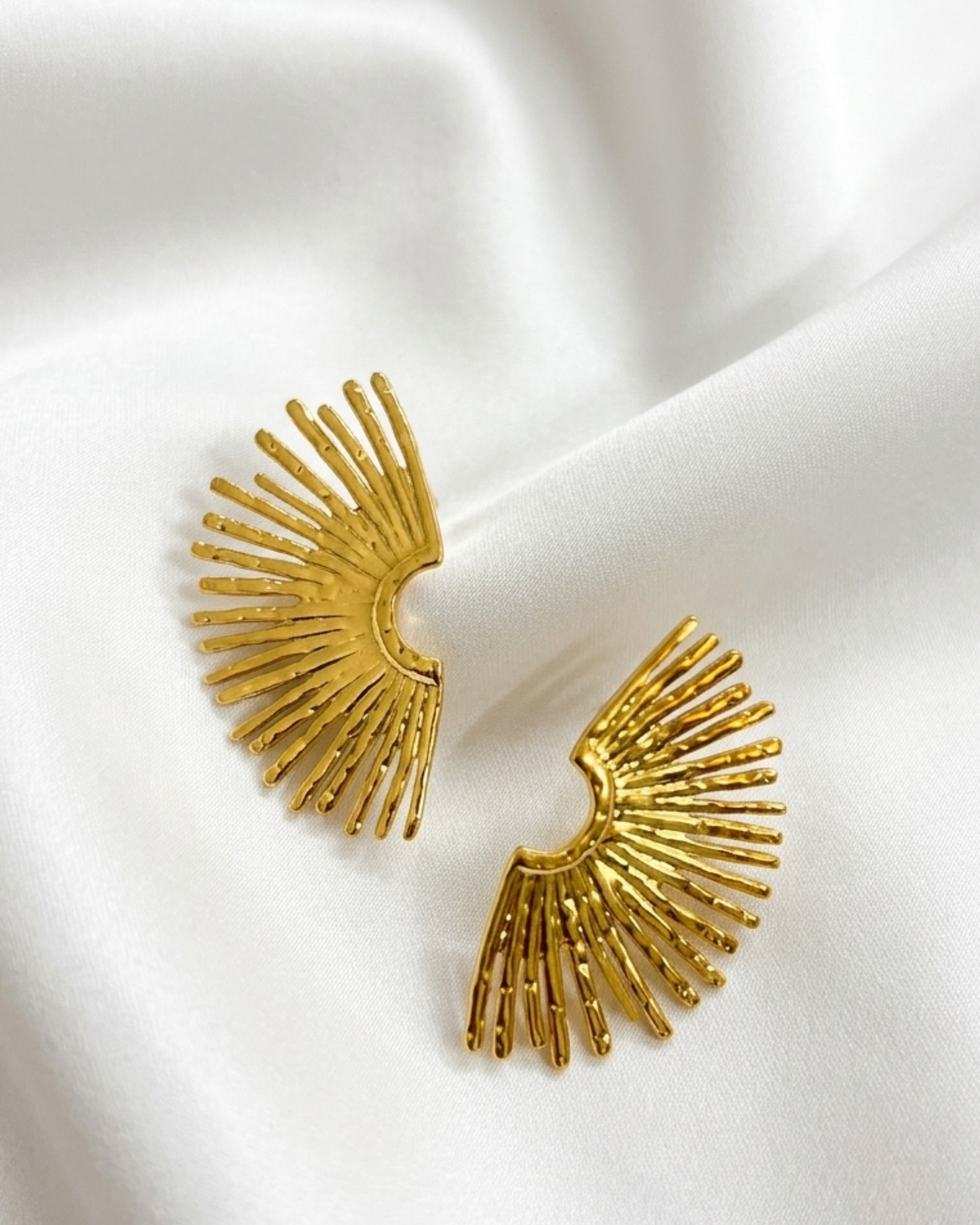 Luna Earrings