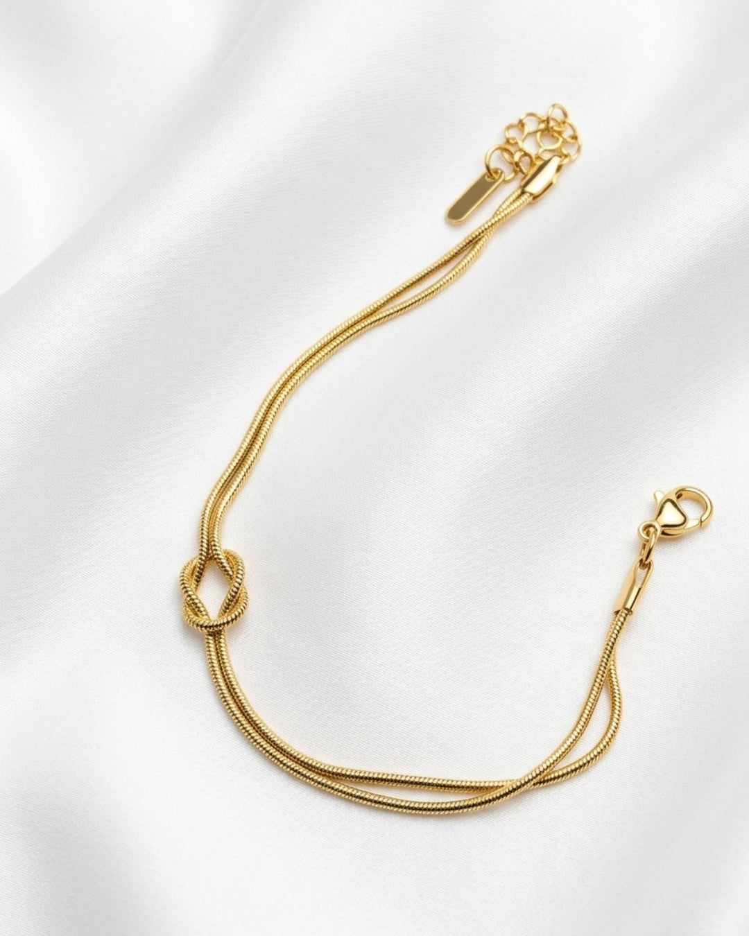 Minimal Knot Bracelet